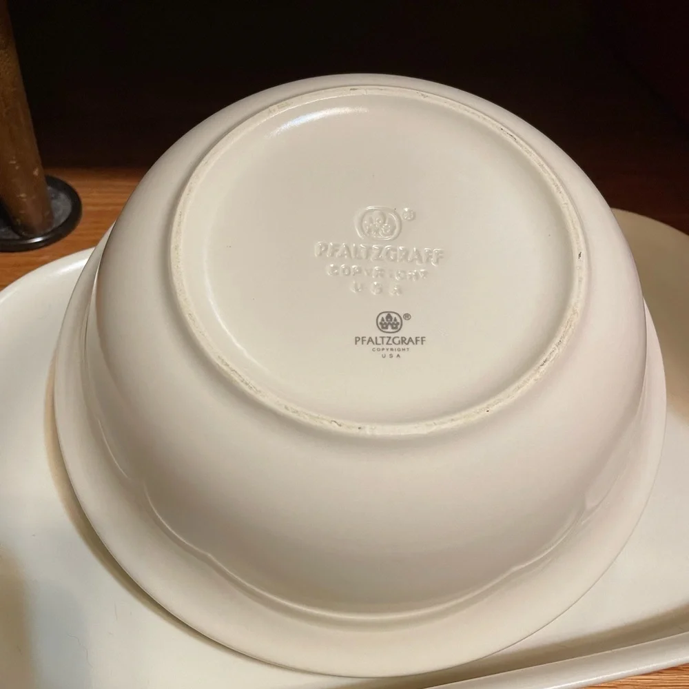 Pfaltzgraff Tea Rose Serving Bowls & Baking Dish - Picture 3 of 3